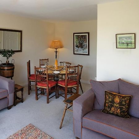 47 Wetherby Way, 3 Bedrooms, Sleeps 6, Easy Walk To Town, Parking, Self Catering, Great View Stratford-upon-Avon Exterior photo