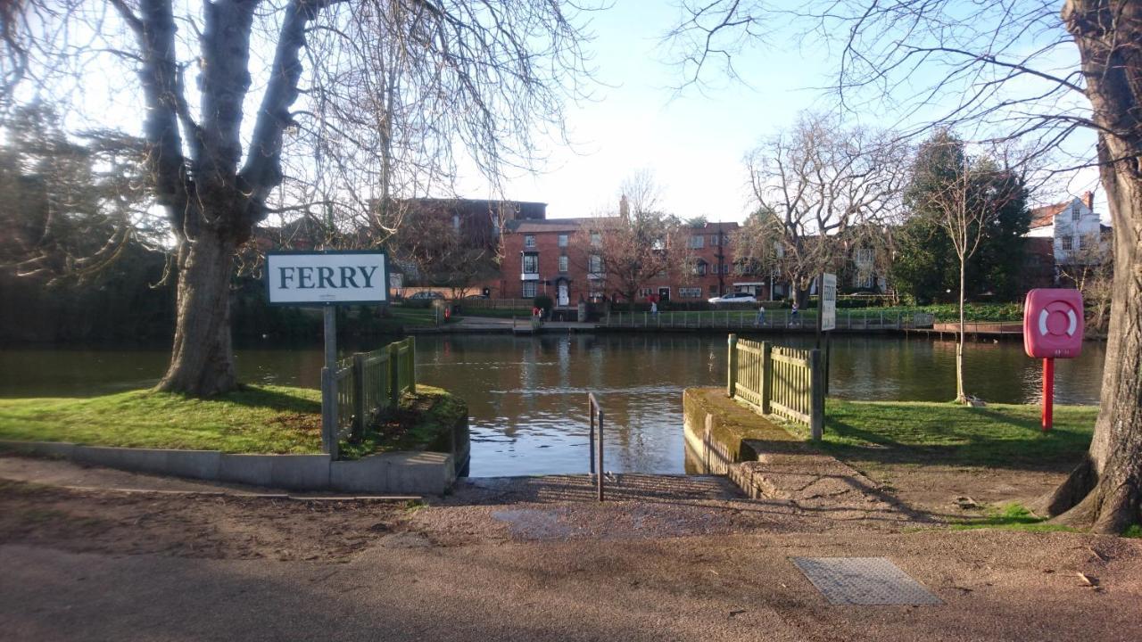 47 Wetherby Way, 3 Bedrooms, Sleeps 6, Easy Walk To Town, Parking, Self Catering, Great View Stratford-upon-Avon Exterior photo